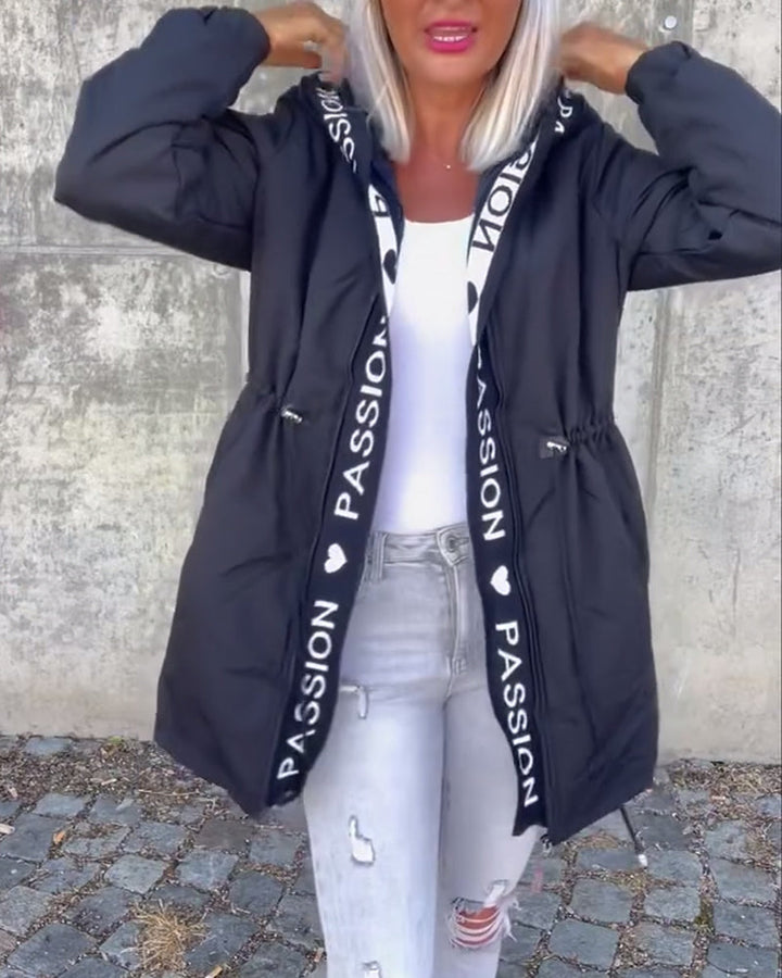 Manteau à capuche décontracté avec cordon de serrage et imprimé lettre