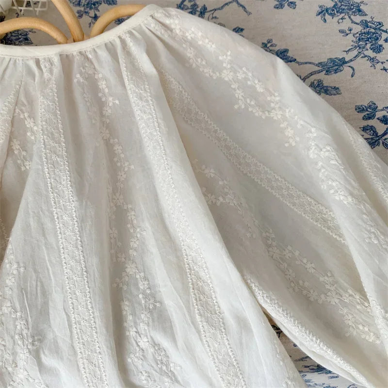 4138 2024 Baby Girls Blouses White Color Autumn Baby Clothes Top Blouses Kids Shirts