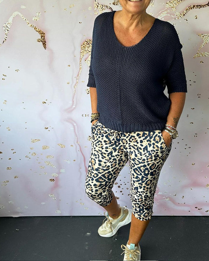 Pantalon court svelte imprimé léopard