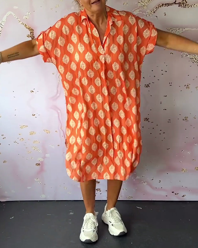 Robe ample à revers et manches courtes